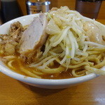 ラーメン二郎 - 小ラーメン　麺少な目・ﾔｻｲ少な目・ｶﾗｲﾔﾂ