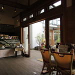 軽井沢焙煎所 カフェシュクレ イノセント コーヒー - 内観