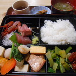 重箱 - 日替り和風弁当　850円
            