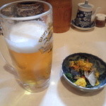 Hotaru - ビールとお通し！ニシンの甘酢漬けだったかな？