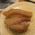 廻鮮寿司 塩釜港 - 活ミル貝500円