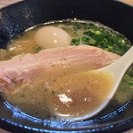 Mendouraku Kaguraya - 濃潤白湯鶏そば