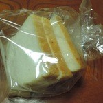 クローバー珈琲焙煎所 - 持ち帰り用食パン(半斤)