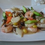 悠悠 - 海鮮三種と季節の野菜炒め