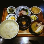 旬彩 鯛樹 - 宇和島鯛飯定食❤1100円❤
      ヾ(*≧∀≦)ﾉﾞ
      値段以上に 満足感が
      パねぇ～～～❤❤❤❤