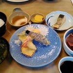 活魚料理 びんび家 - おまかせ定食￥2000