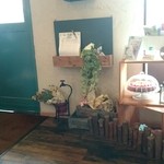 MILK little garden room - 入り口付近