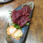 にく友食堂 - 馬刺し