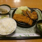 夜の定食”ダンディセット”です。(2016年5月)