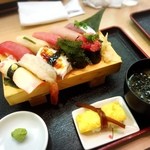 仙令鮨 - おまかせ握り1500円税別！
