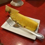 ”特撰”といえばこれ、デザートのパイナップルです。(2016年5月)