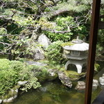 Shofuku Ro - 部屋から望む中庭