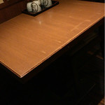 Sakana Ichi Bachi - 「さかな市場」のテーブル席です