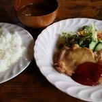 TOMY カナダハウス - ライスにお味噌汁がつきます