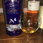 シャムロック - Bowmore 25yrs