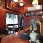 寿し正 - 落ち着いた店内