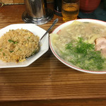 麺篤屋 - ワンタン麺と炒飯セット