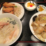 Yuufukutei - 中華飯定食。