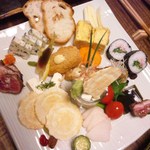 吉祥寺 三うら - オードブル盛り合わせ。