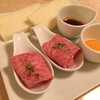 焼肉 銀座コバウ 特別室 - ユッケパン
