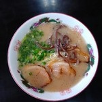 石田一龍 本店 - 濃厚ラーメン600円（2016.4）