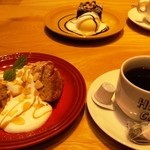 シフォンケーキのコーヒーセット