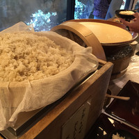 浅草むぎとろ 本店 - むぎごはんとむぎとろ。たっぷりあります。