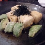 松本商店 - 揚げ出し豆腐+アボガド天ぷらです。