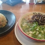 博多ラーメン　なかなかなかや - 