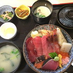 佳緒 - 特選ちらし寿司
      2016.5