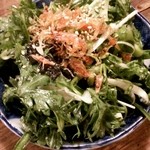 居酒屋　ちょーちょ - 仙台春菊と焼き海苔のサラダ