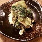 ブロッコリーとアボガド黒胡麻和え