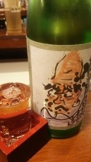 立飲山 - 蓬莱泉  可  特別純米酒   １合  410円