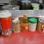 はじめ家 - 2016年5月2日(月)　店内　カウンター席　卓上アイテム