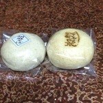 Matsumoto Seika - そば饅頭（75円）、温泉饅頭（65円）