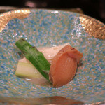 髙橋 謙太郎 - トコブシと湯葉の炊き合わせ