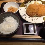 博多もつ鍋 やまや - メンチカツ定食