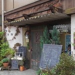 プチ ヴェルドー - お洒落な店頭