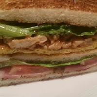 グランド キッチン - アメリカンクラブハウスサンド