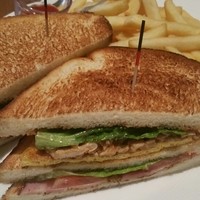 グランド キッチン - アメリカンクラブハウスサンド
