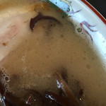 長崎楼 - 2016年5月上旬  茶色っぽい豚骨スープ。