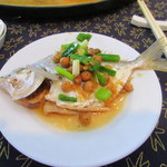 紅毛港海鮮餐廳 - シマヒイラギです。