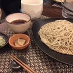 蕎麦酒房 櫟 - ざるそば