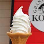 小岩井農場まきば園 ソフトクリームハウス - ソフトクリーム（350円）