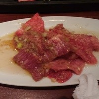 焼肉 いのうえ 吉祥寺店 - 切り落とし肉盛り合わせ　これでも充分美味しい＾＾
