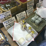 越後鶴屋 - 内観_商品ディスプレイ
      2016/05/07(土)訪問