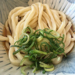 美味しいうどん屋 - ぶっかけうどん  330円