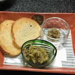 料亭　稲穂 - 箸付き（フランスパンにバッケ味噌・ばっけそうす）