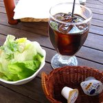 レストランGUMBO - Ｂセットのサラダ＆アイスコーヒー