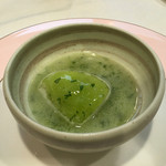 北島亭 - メロンのスープ